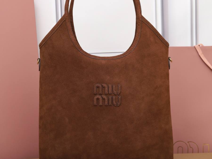 Miu Miu Ivy Tote Hobo Tote 5BG231 4C52 40 x 35 x 12