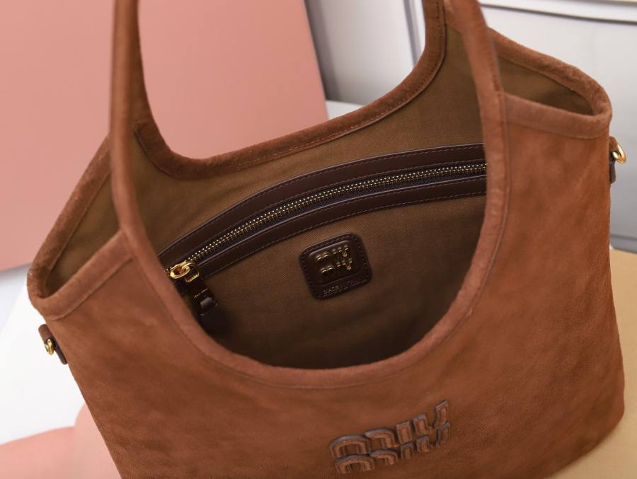 Miu Miu Ivy Tote Hobo Tote 5BG231 4C52 40 x 35 x 12
