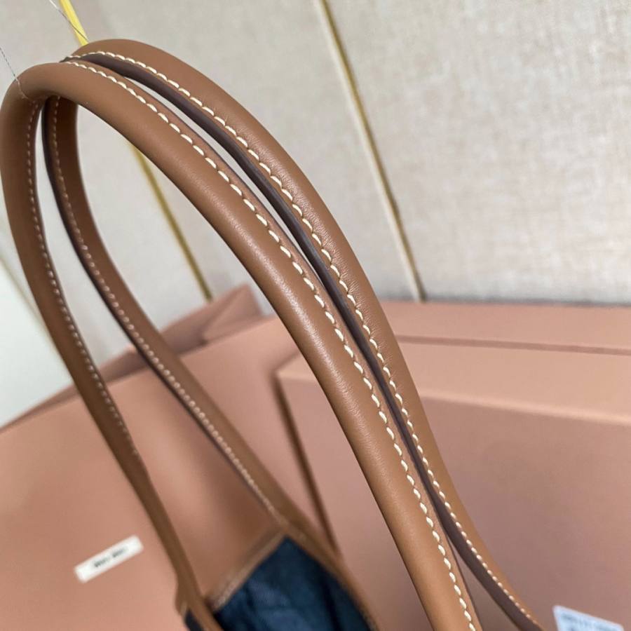 Miu Miu Ivy Tote Hobo Tote 5BG231 CB59 40 x 35 x 12