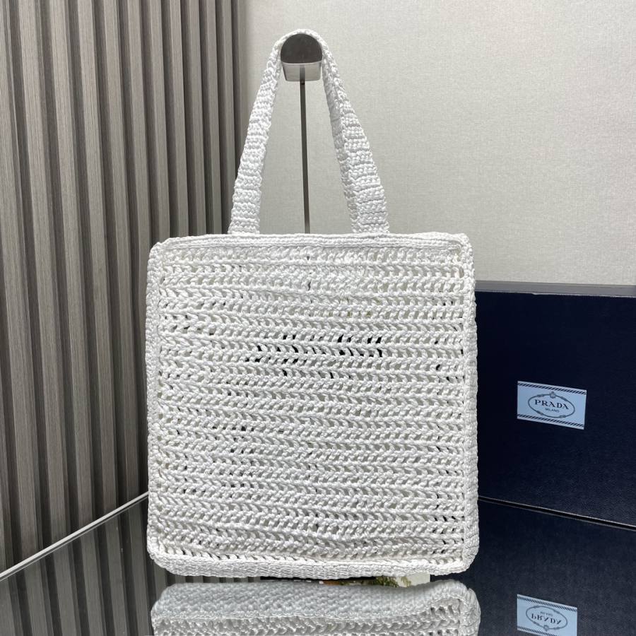 RP 2809000 Prada Raffia Tote 37x36x4 1BG393 148C