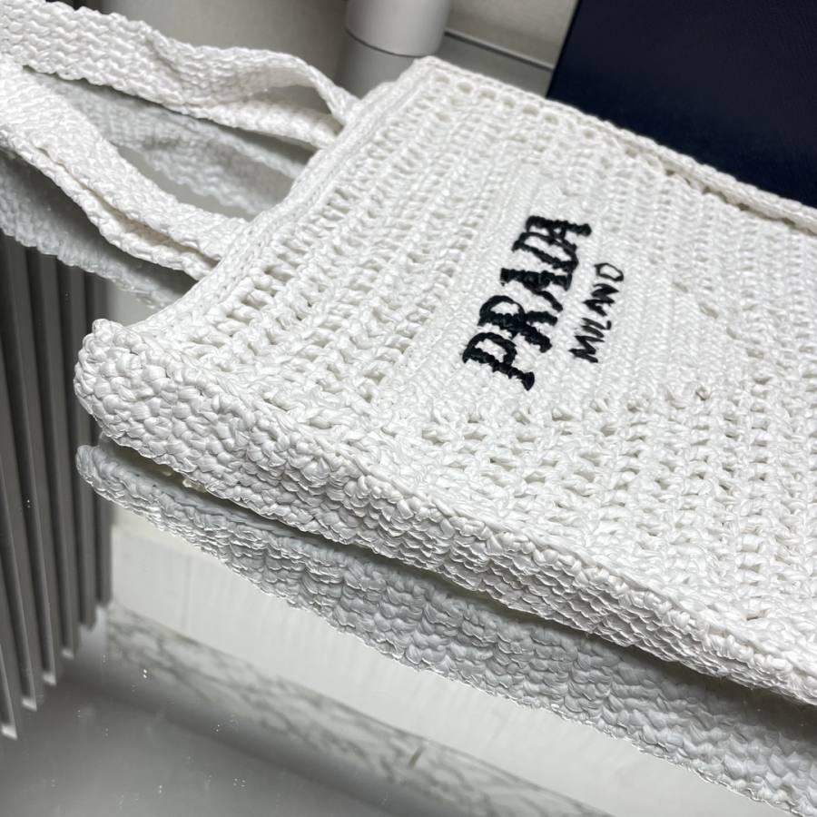 RP 2809000 Prada Raffia Tote 37x36x4 1BG393 148C