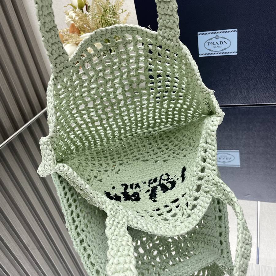 RP 2809000 Prada Raffia Tote 37x36x4 1BG393 98C2