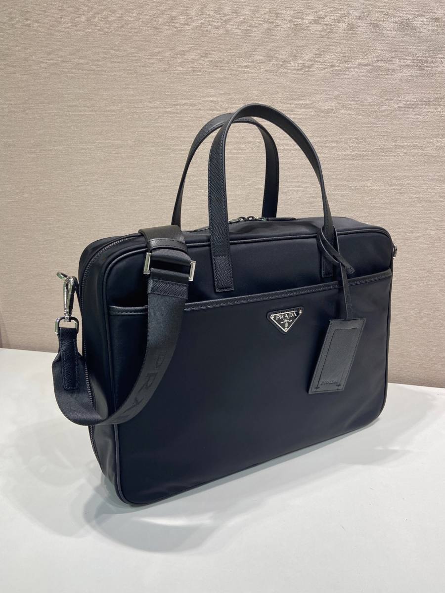 RP 2998000 Prada Re-Nylon 2VE029 1E63
