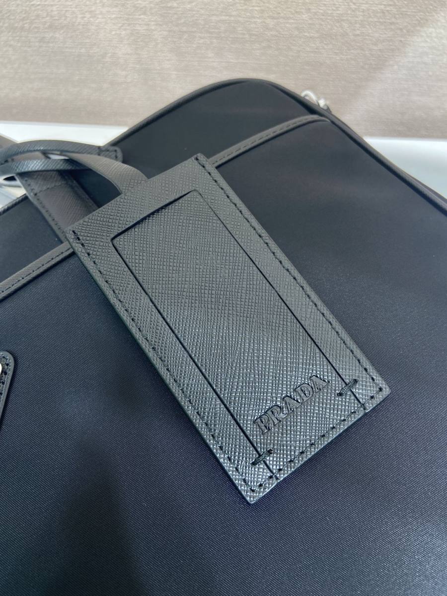 RP 2998000 Prada Re-Nylon 2VE029 1E63