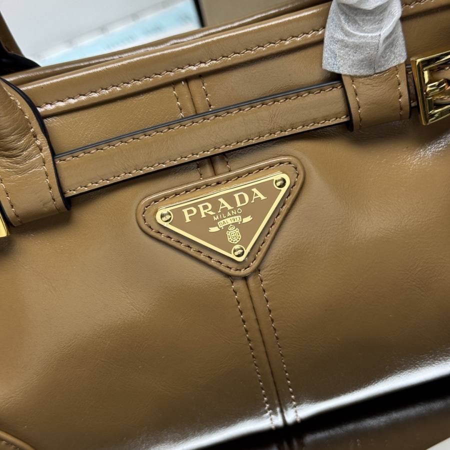 RP 3160000 Prada Bonnie Mini Soft Lux 23.5x12x9 1BA486 DAD0