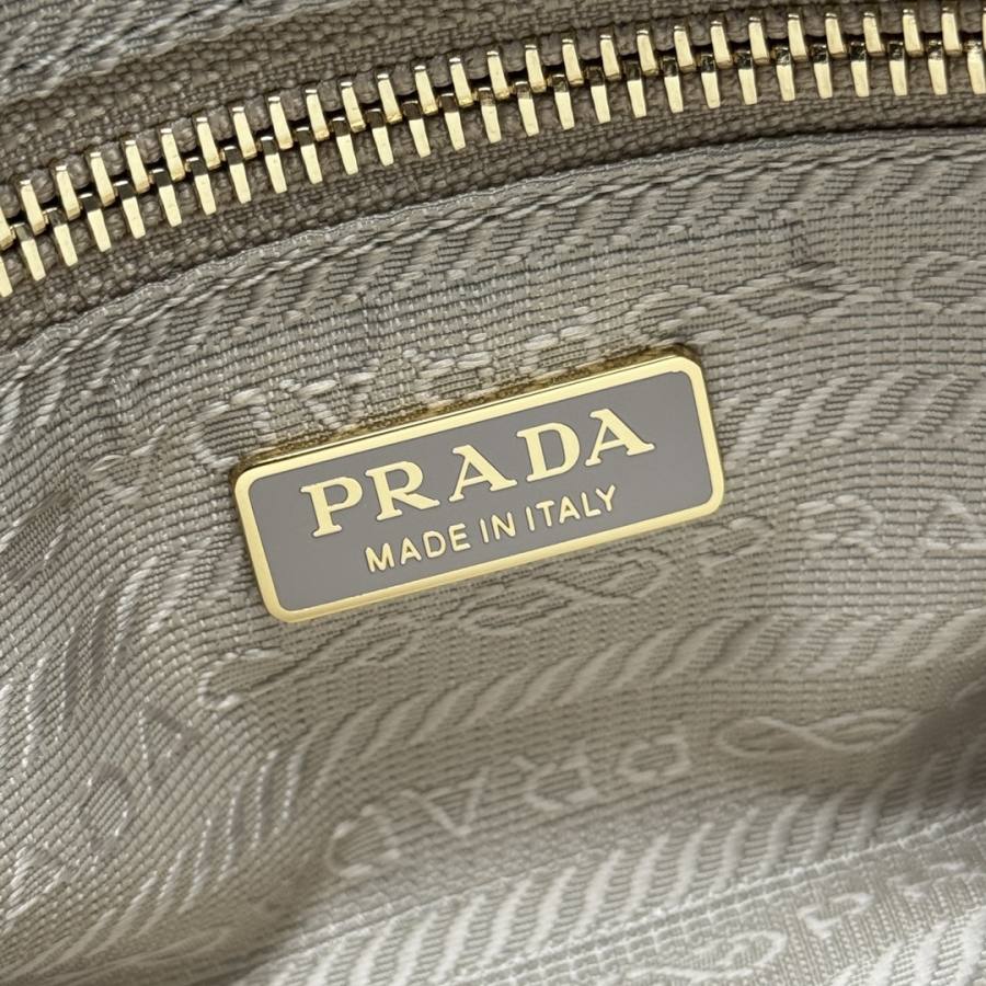 RP 3160000 Prada Bonnie Mini Soft Lux 23.5x12x9 1BA486 F348