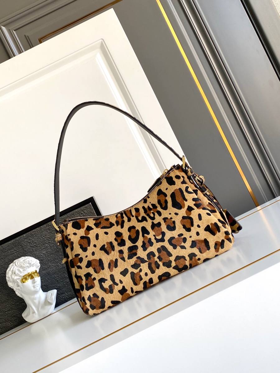 RP 3214000 Prada Aimee Leopard 3B7B