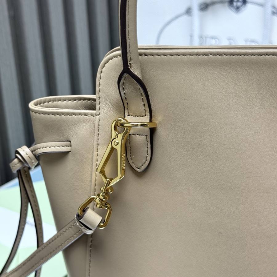 RP 3322000 Prada Bonnie 1BA496 2590