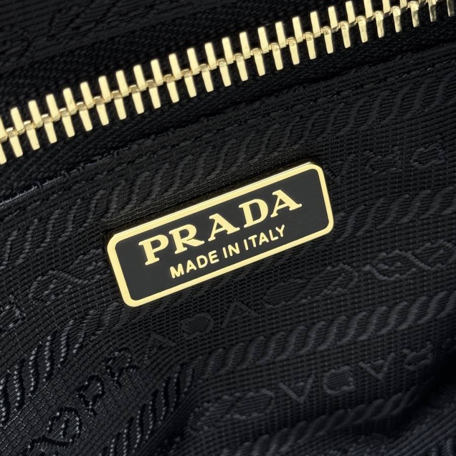 RP 3484000 Prada Bonnie Medium Soft Lux 32x15.5x12 1BA426 0B53