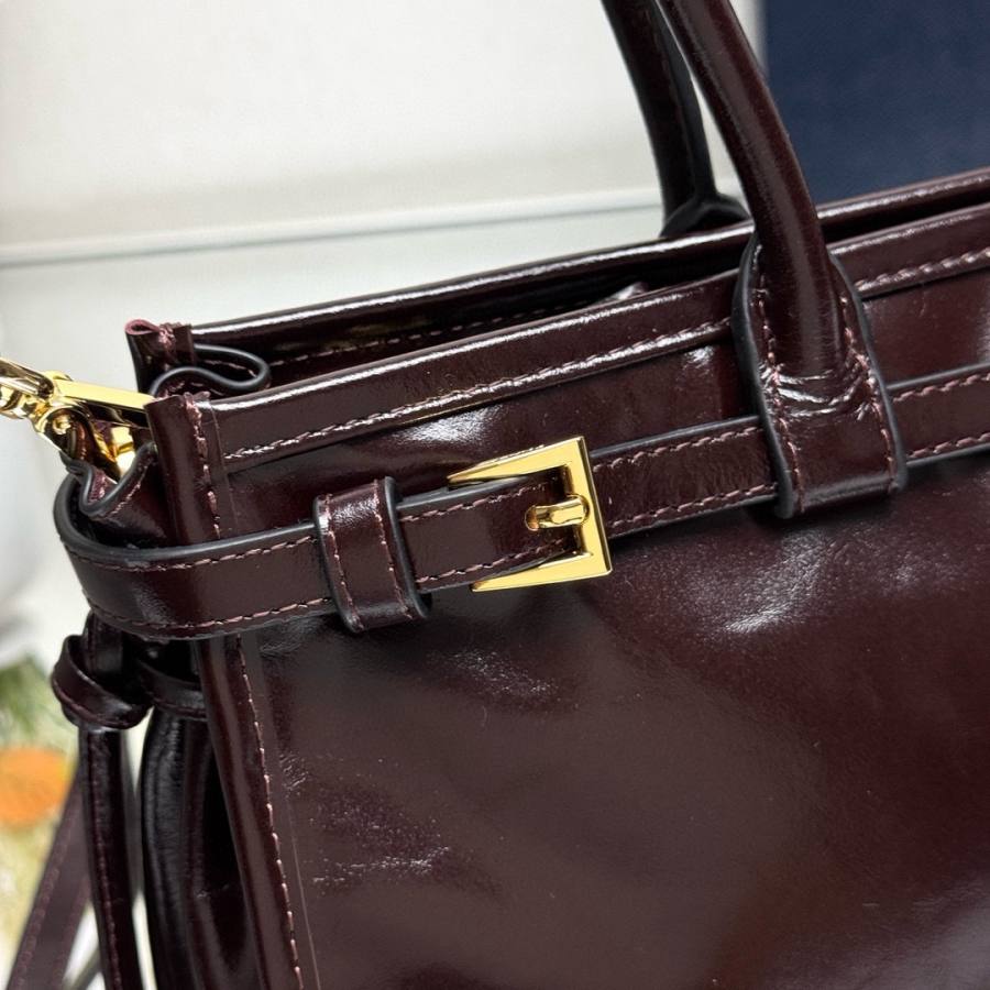 RP 3484000 Prada Bonnie Medium Soft Lux 32x15.5x12 1BA426 480F