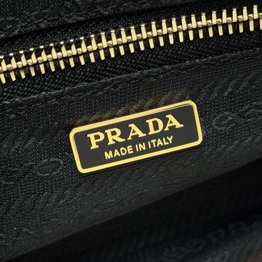 RP 3484000 Prada Bonnie Medium Soft Lux 32x15.5x12 1BA426 480F