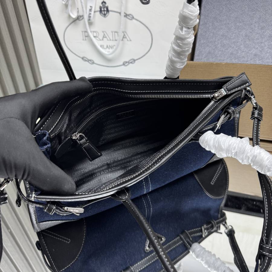 RP 3511000 Prada Bonnie Medium 32x15.5x12 1BA426 8F5B