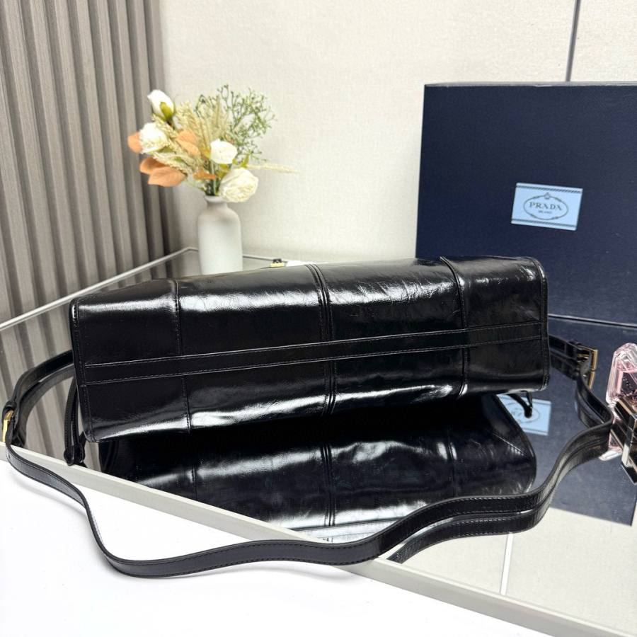 RP 3592000 Prada Bonnie Large Soft Lux 38x24x12 1BA433 68EA