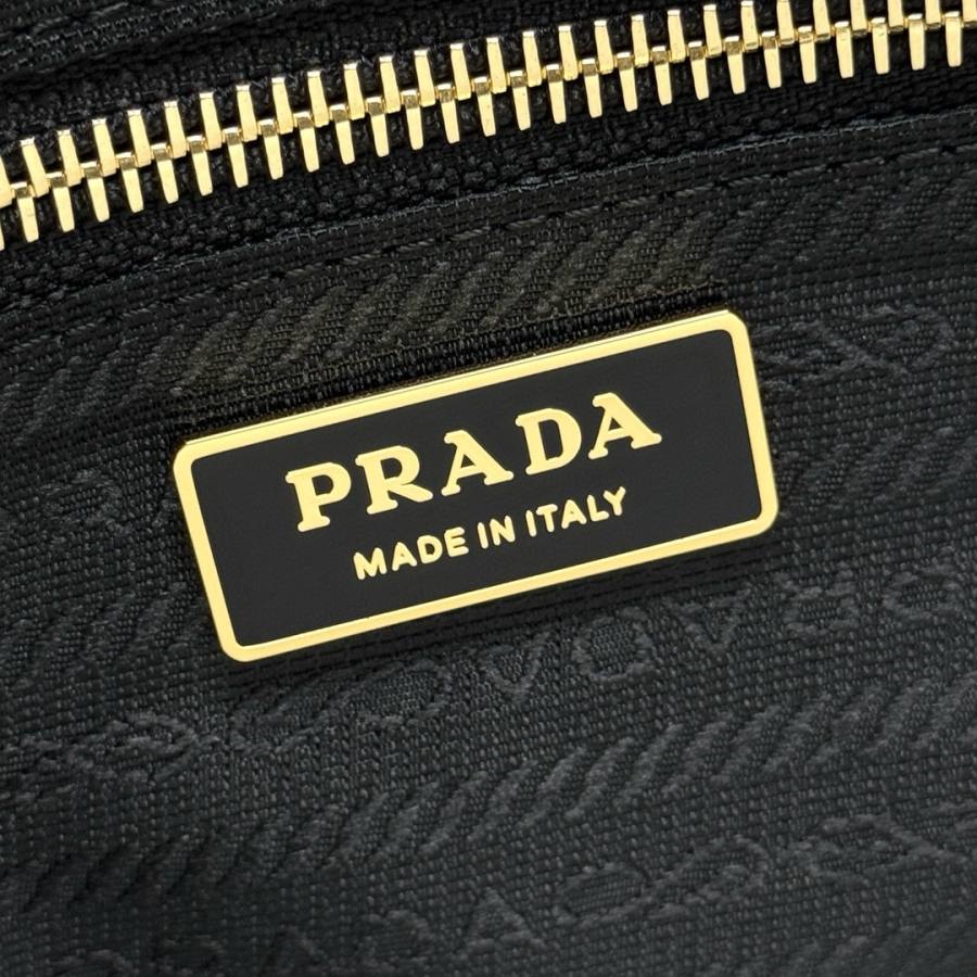 RP 3592000 Prada Bonnie Large Soft Lux 38x24x12 1BA433 C53A