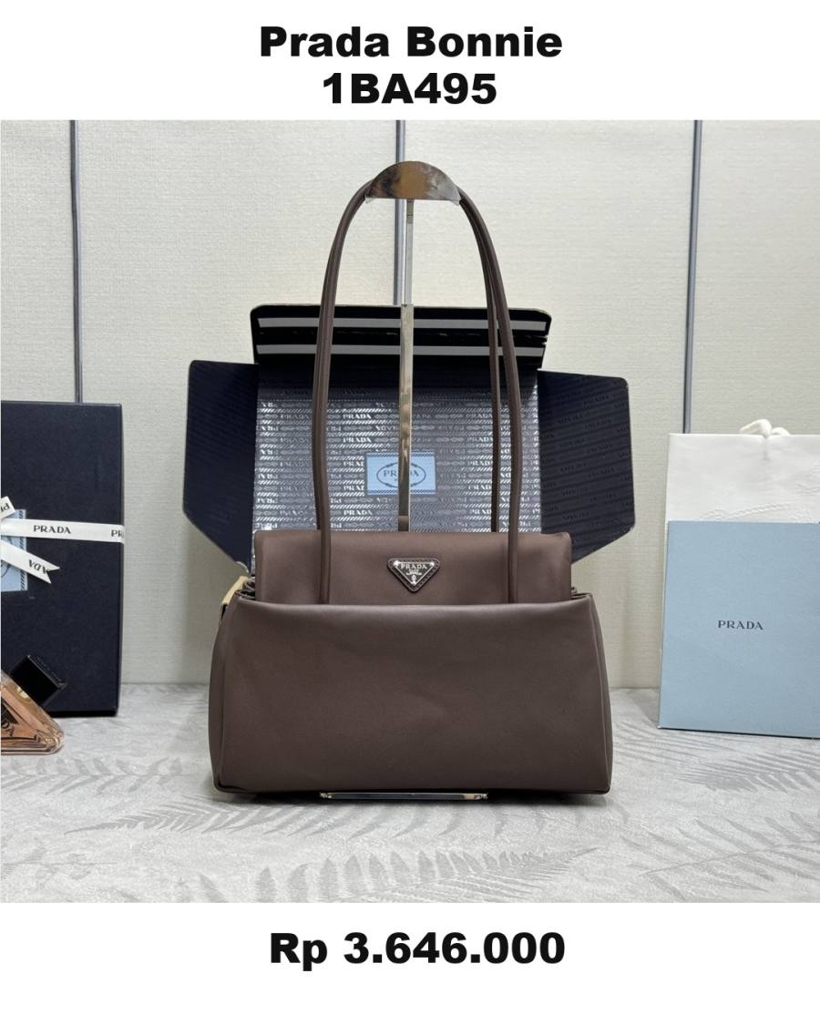 RP 3646000 Prada Bonnie 1BA495 8020