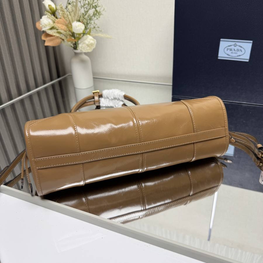 RP 3700000 Prada Bonnie Medium Soft Lux 32x15.5x12 1BA426 04AD