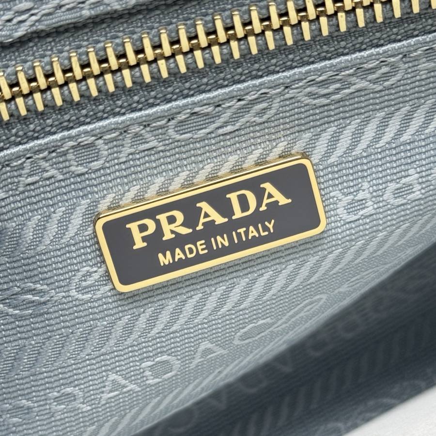 RP 3700000 Prada Bonnie Medium Soft Lux 32x15.5x12 1BA426 4647