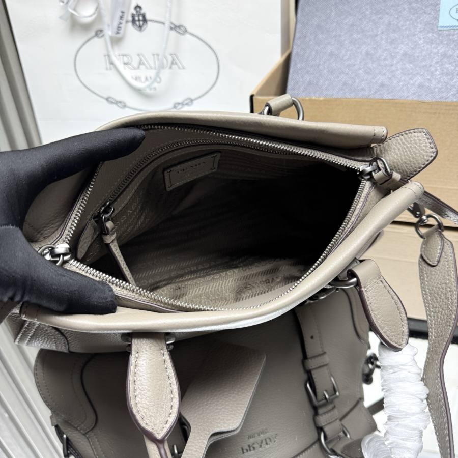 RP 3916000 Prada Symbole Tote 1BG604 98E8