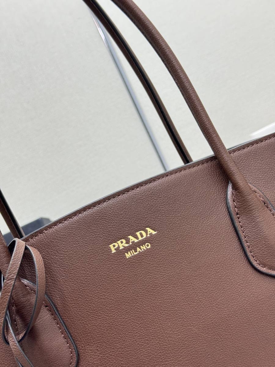 RP 3943000 Prada 1BG600 1BG600 B1B1