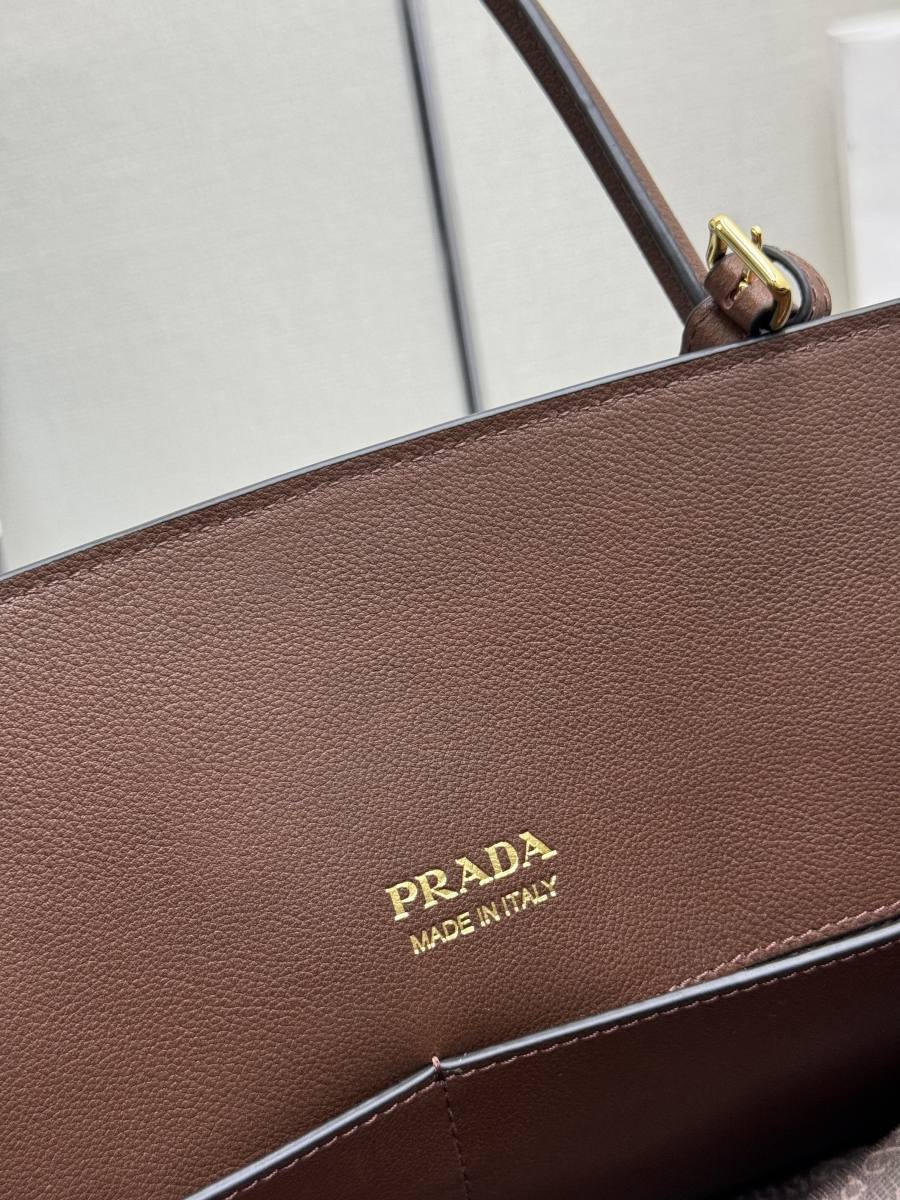RP 3943000 Prada 1BG600 1BG600 B1B1