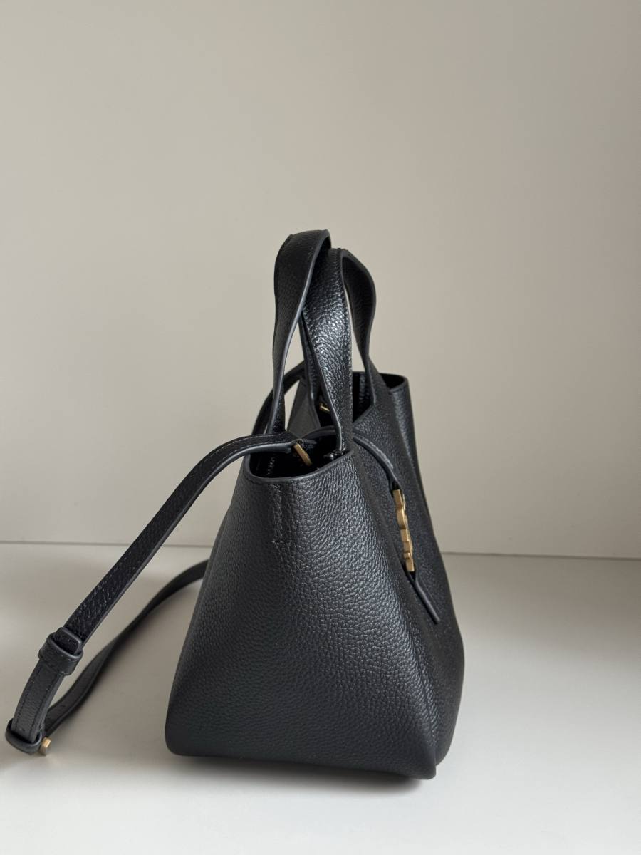 Saint Laurent Bea Small Tote 47 x 23 x 13 86A6