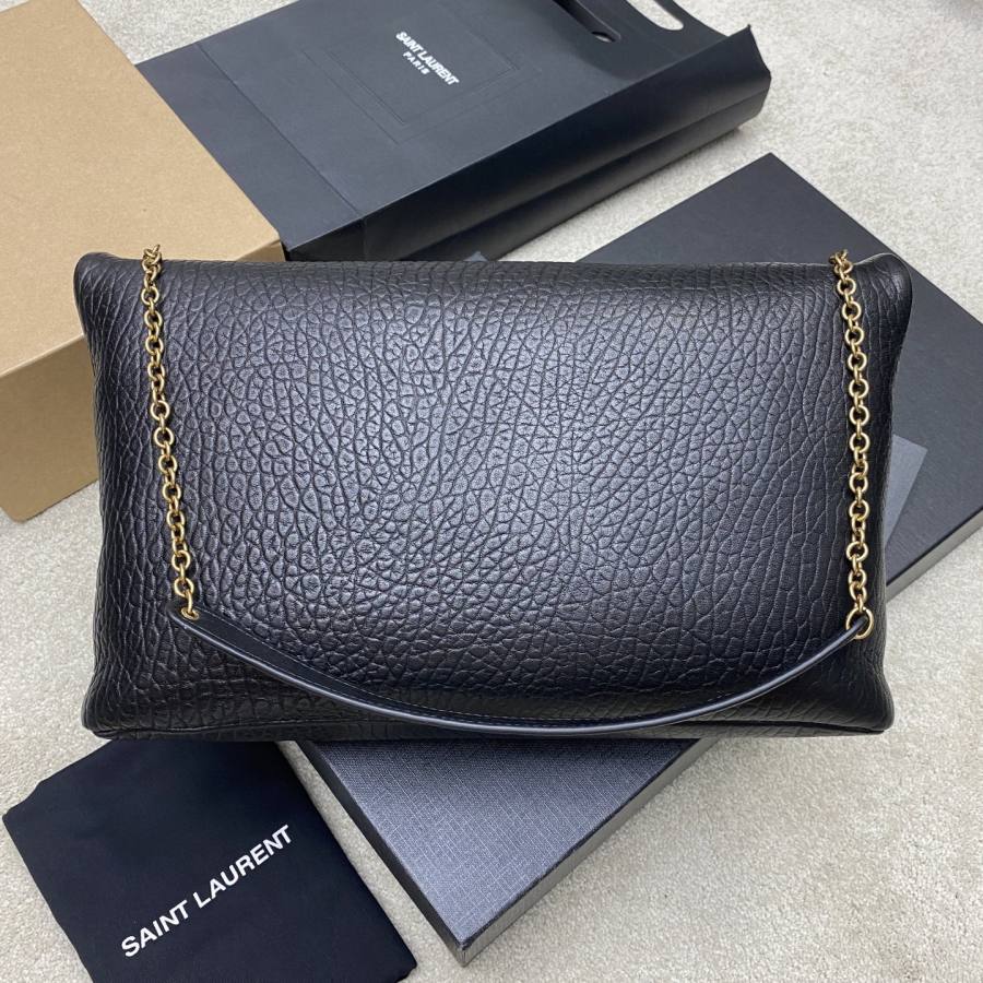 Saint Laurent Envelope Large 32 x 23 x 6 171F