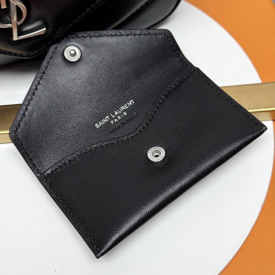 Saint Laurent Loulou Mini 20 x 14 x 7 6252