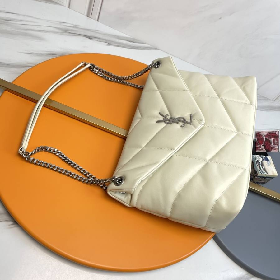 Saint Laurent Loulou Puffer Medium 35 x 23 x 13.5 436E