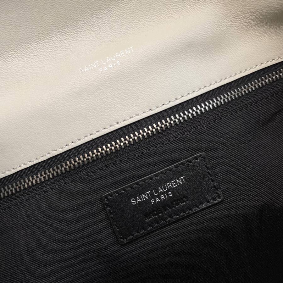 Saint Laurent Loulou Puffer Medium 35 x 23 x 13.5 436E