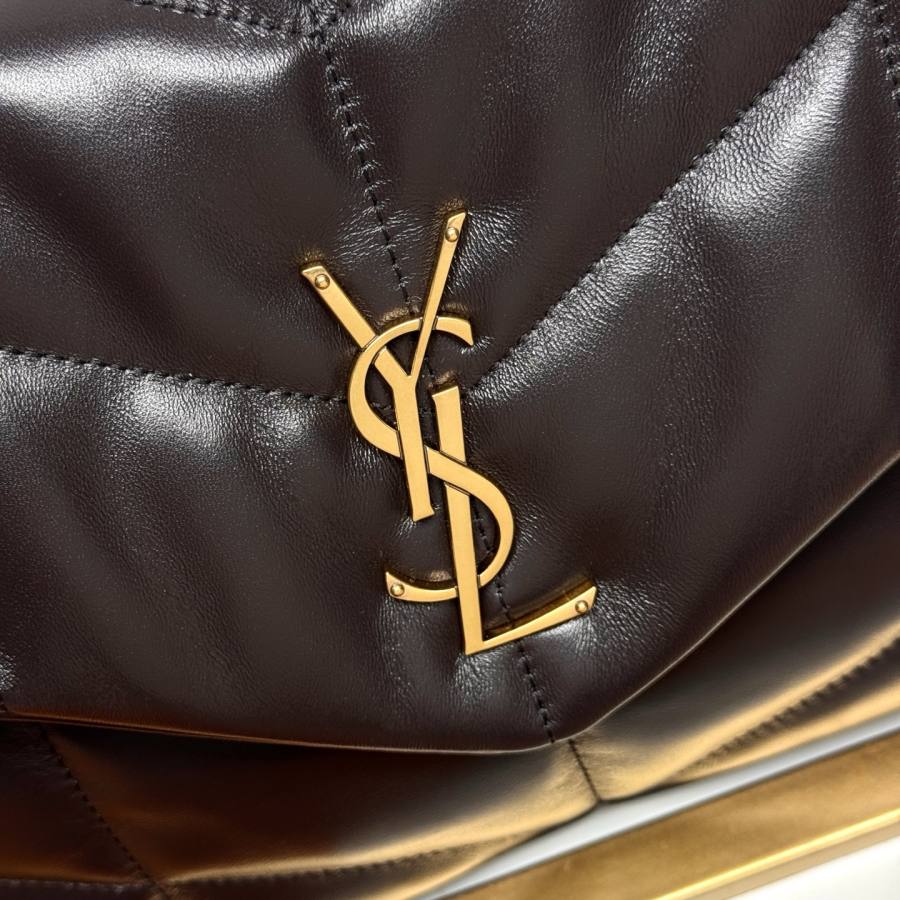 Saint Laurent Loulou Puffer Medium 35 x 23 x 13.5 5F78