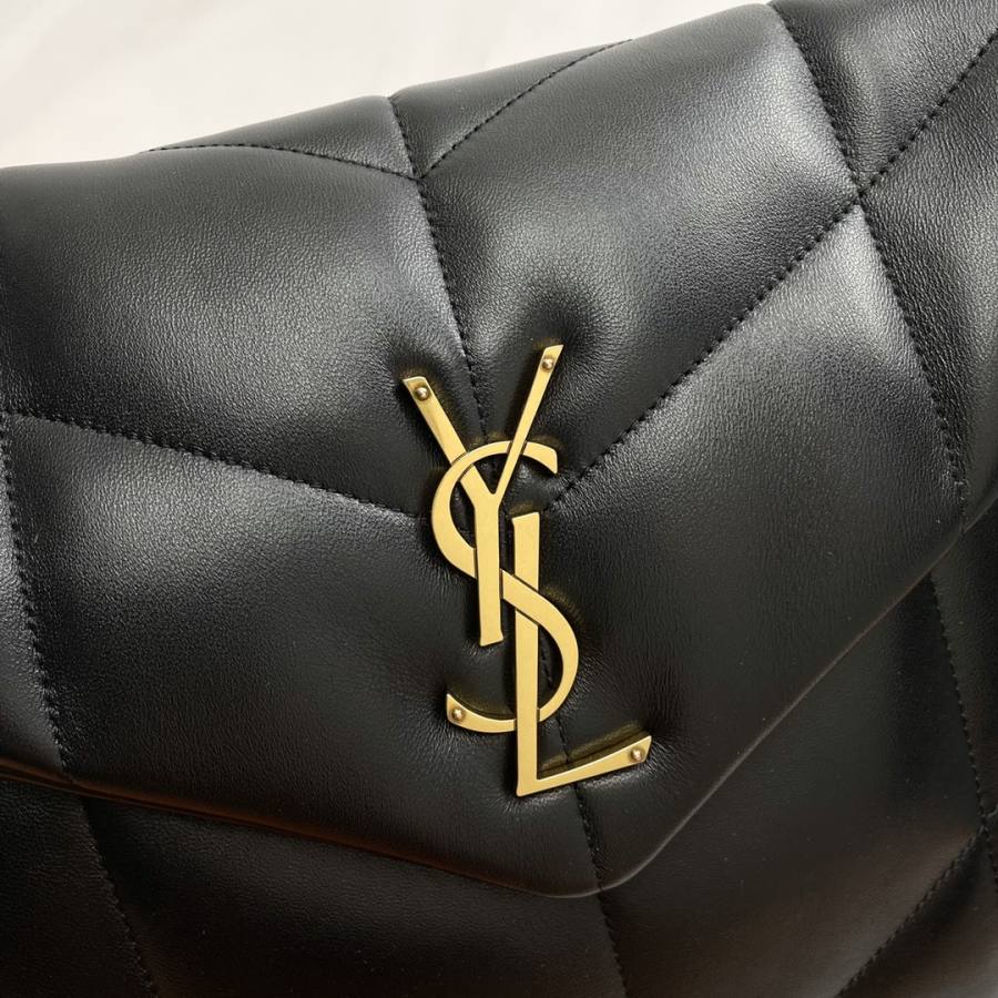Saint Laurent Loulou Puffer Medium 35 x 23 x 13.5 9288