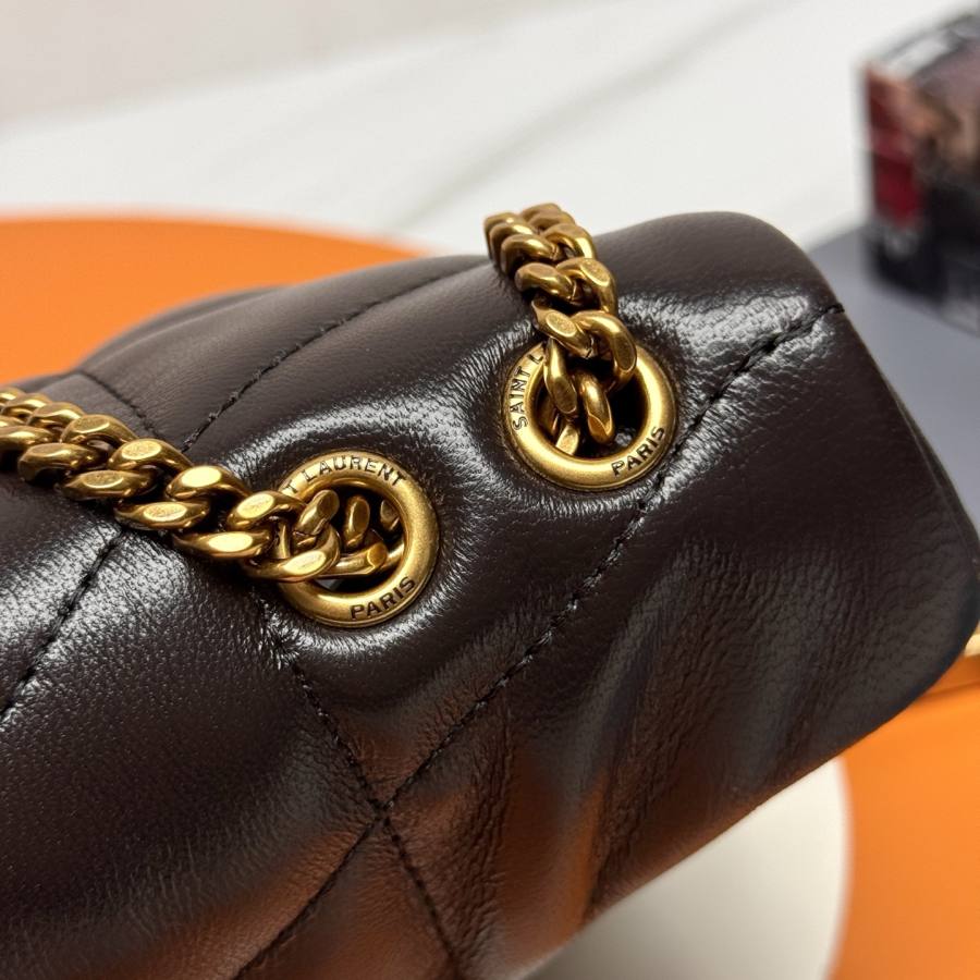 Saint Laurent Loulou Puffer Mini 23 x 15.5 x 8.5 554D