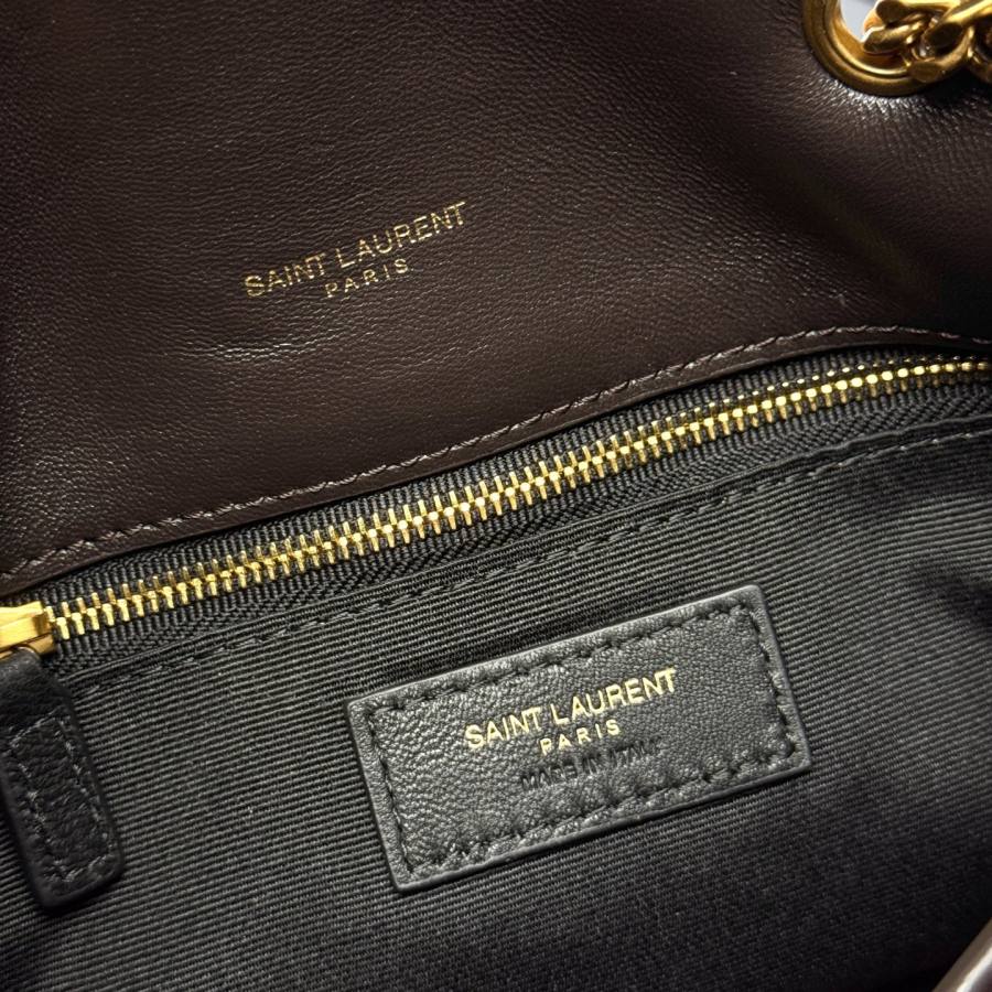 Saint Laurent Loulou Puffer Mini 23 x 15.5 x 8.5 554D