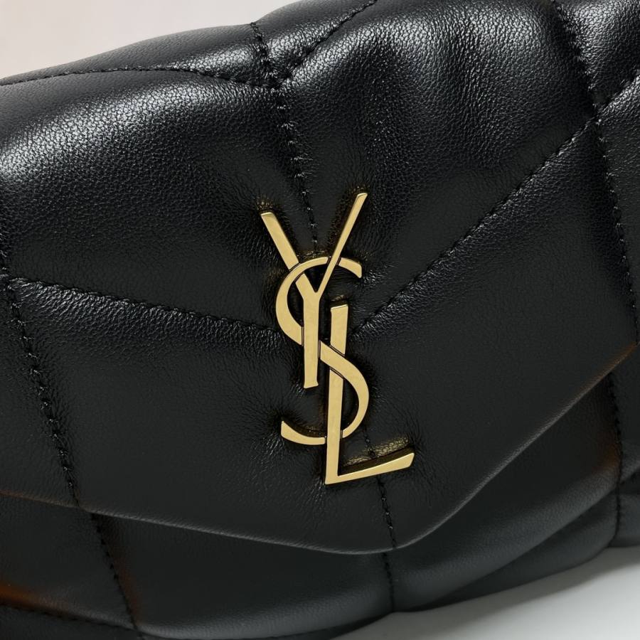 Saint Laurent Loulou Puffer Mini 23 x 15.5 x 8.5 8C55