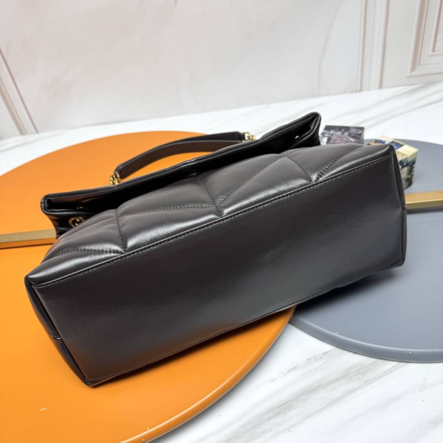 Saint Laurent Loulou Puffer Small 29 x 17 x 11 3B91