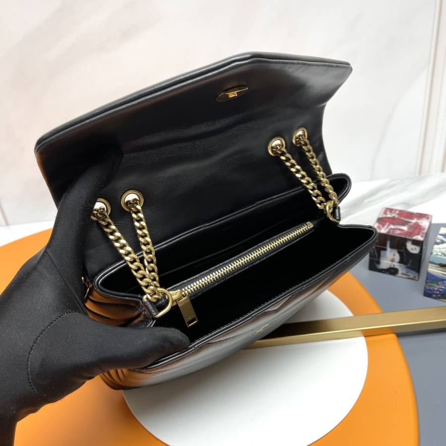 Saint Laurent Loulou Small 25 x 17 x 9 0036