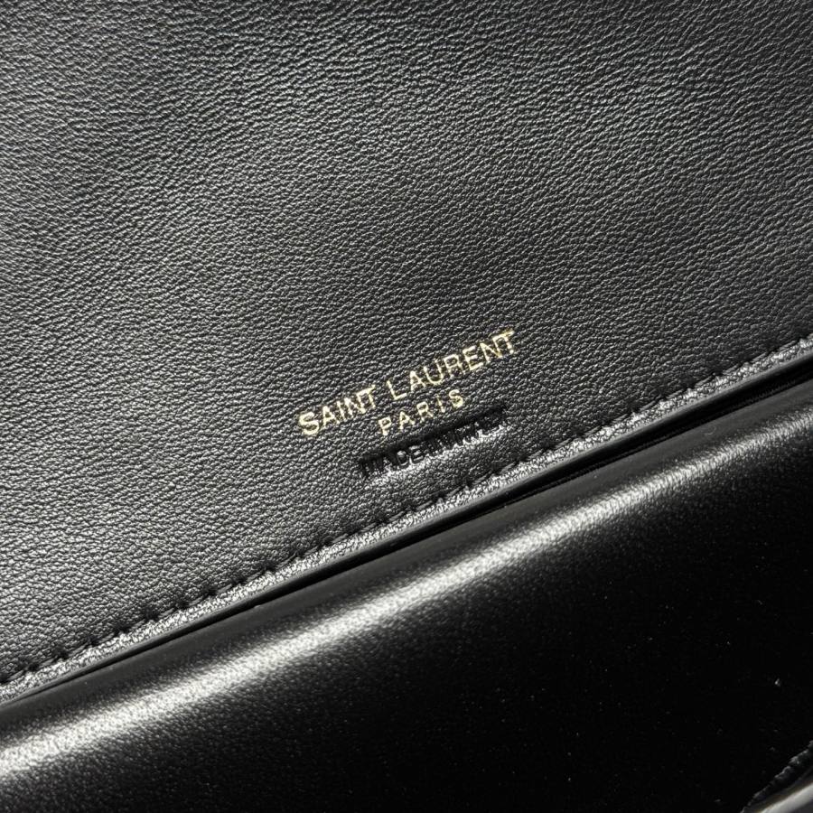 Saint Laurent Loulou Small 25 x 17 x 9 F6C0