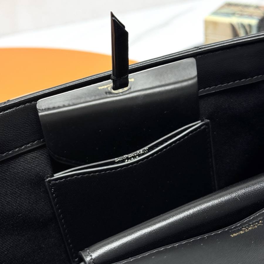 Saint Laurent Loulou Small 25 x 17 x 9 F6C0