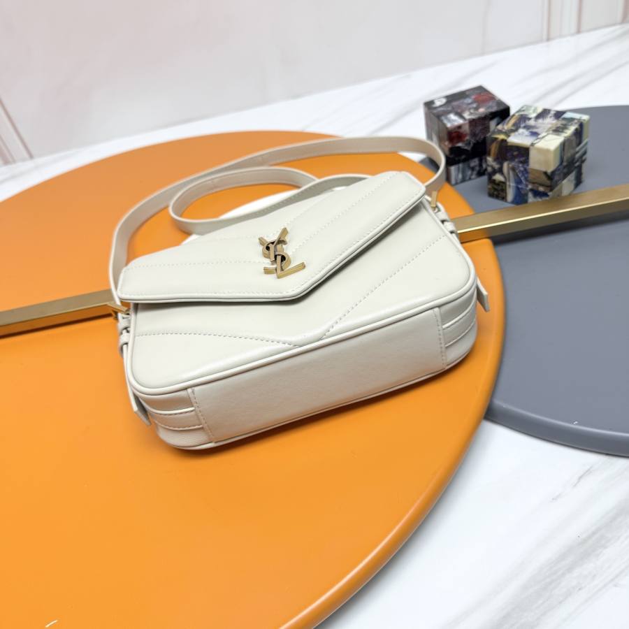 Saint Laurent Loulou Toy 20 x 14 x 7 A966