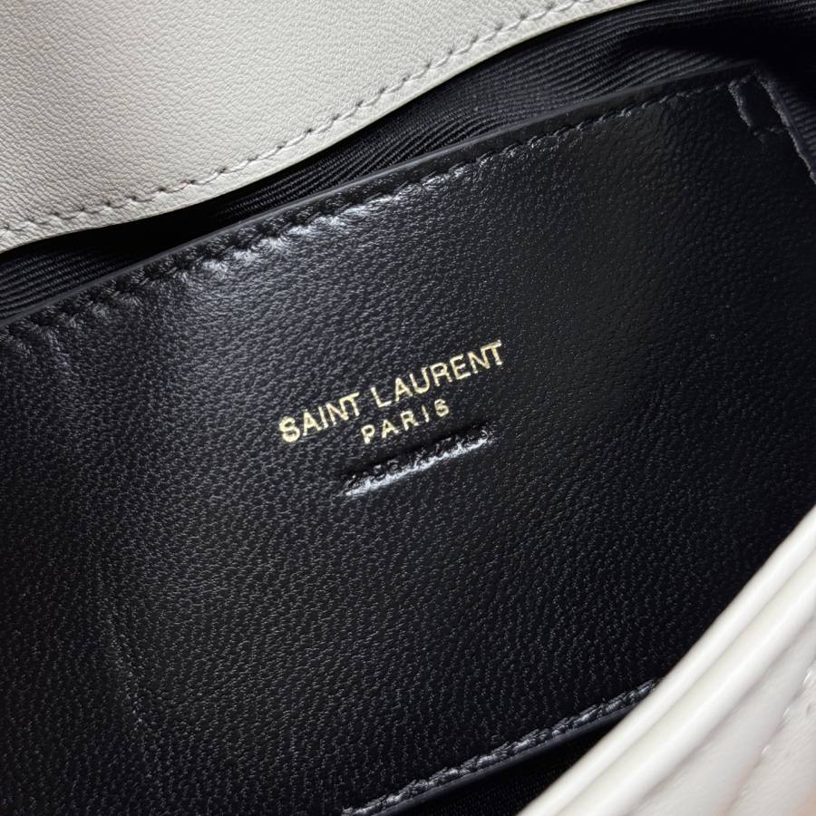 Saint Laurent Loulou Toy 20 x 14 x 7 A966