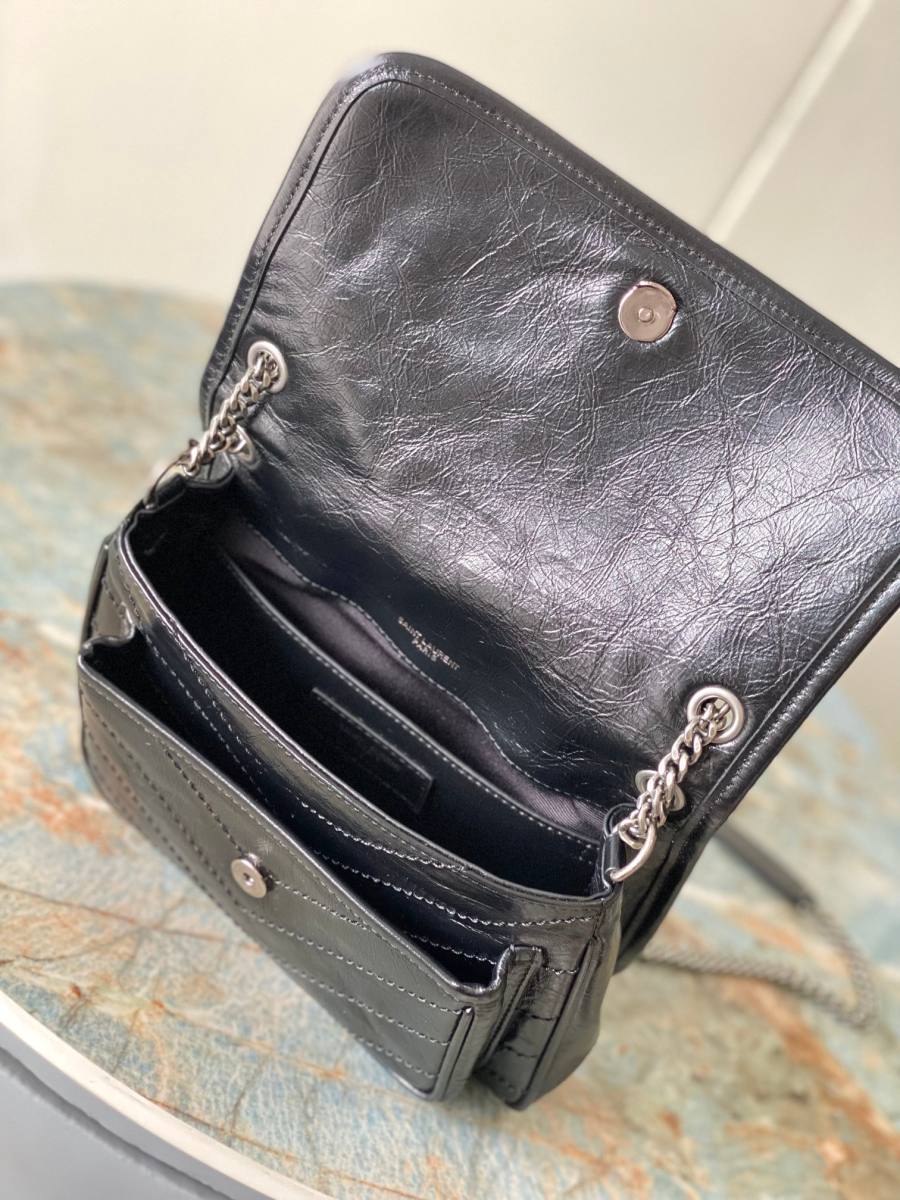 Saint Laurent Niki Baby 22 x 16 x 7.5 29CE