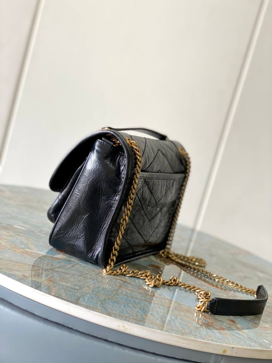 Saint Laurent Niki Baby 22 x 16 x 7.5 34BB