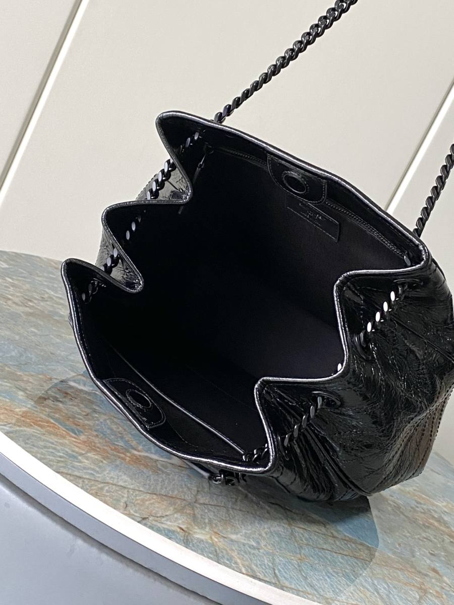 Saint Laurent Niki Shopping Medium 33 x 27 x 14 B4A2