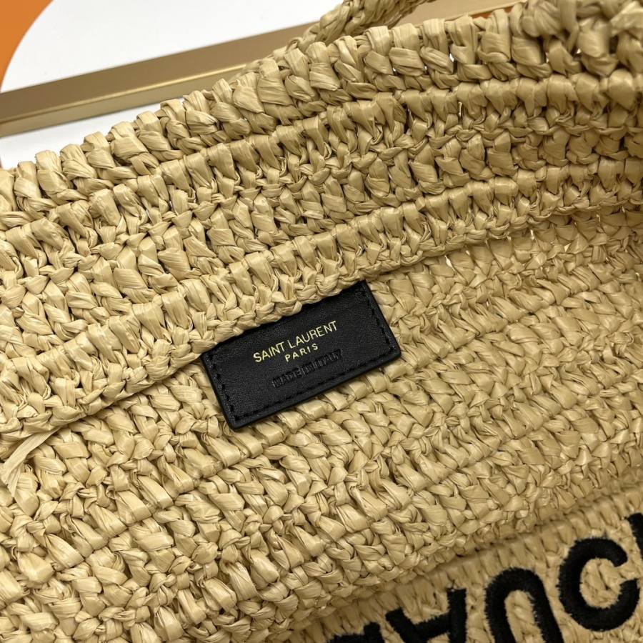Saint Laurent Rive Gauche Tote 48.5 x 36 x 16 34DD