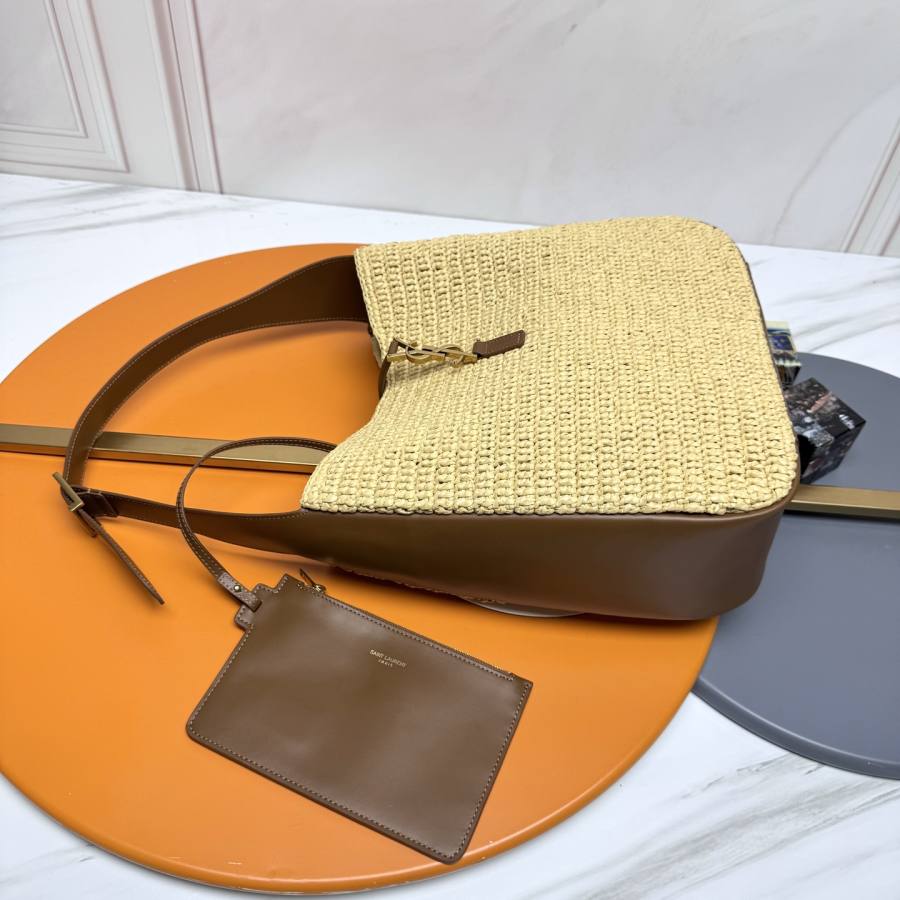 Saint Laurent Rose Hobo 38E0