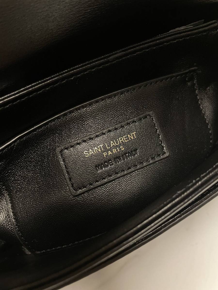 Saint Laurent Solferino Box 23 x 16 x 8 55A6
