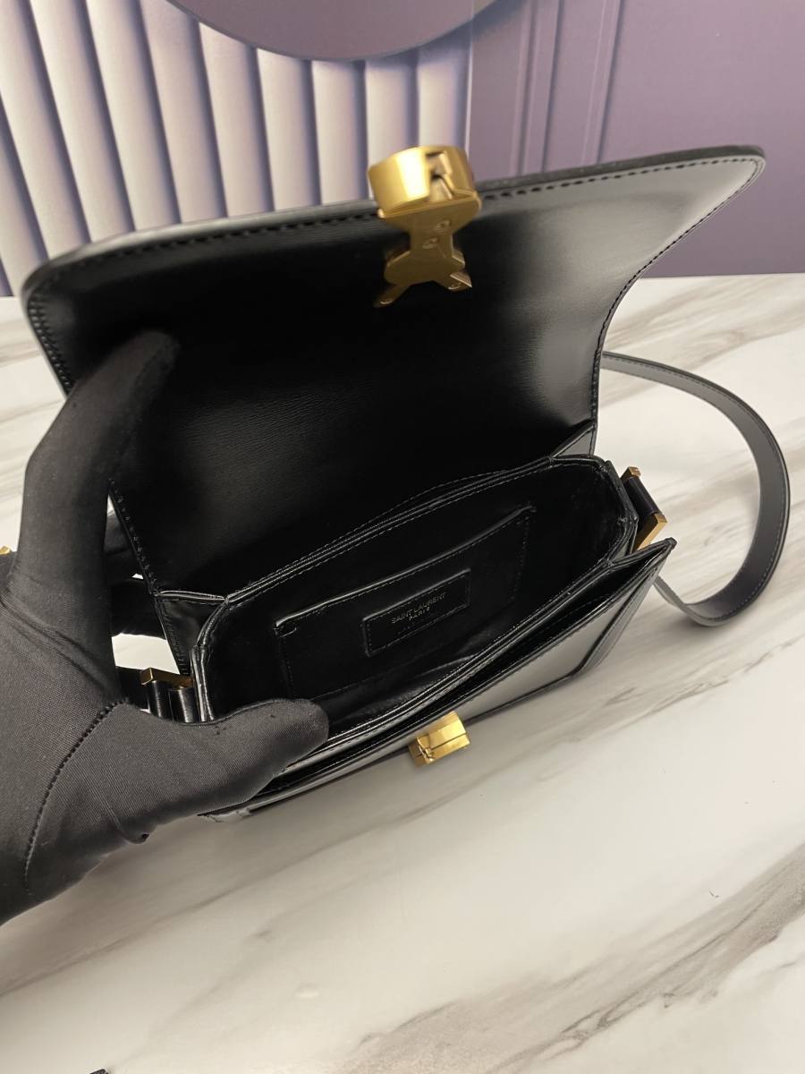 Saint Laurent Solferino Box 23 x 16 x 8 55A6