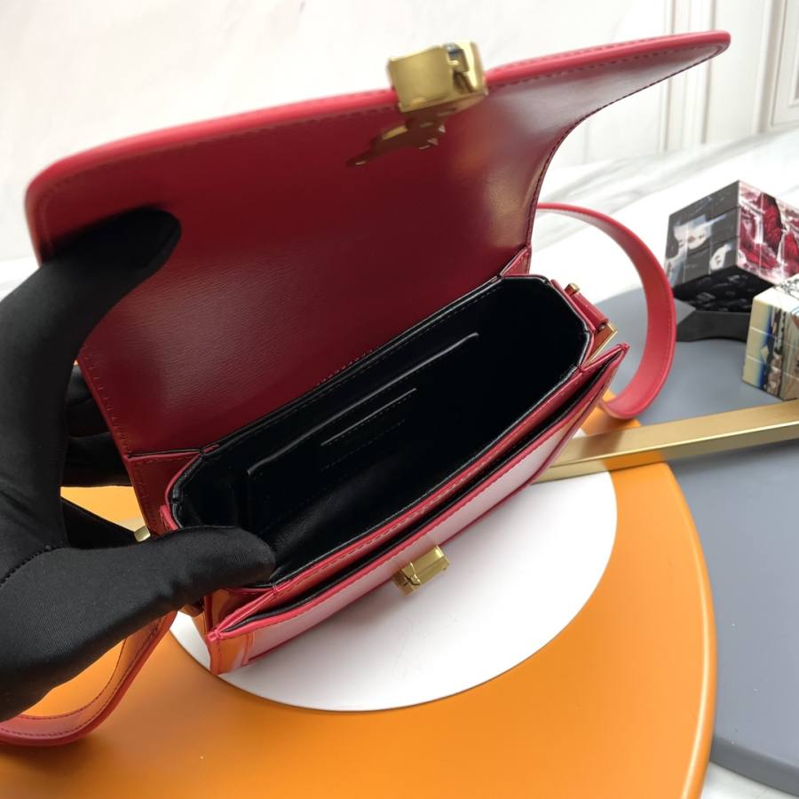 Saint Laurent Solferino Box 23 x 16 x 8 AE57
