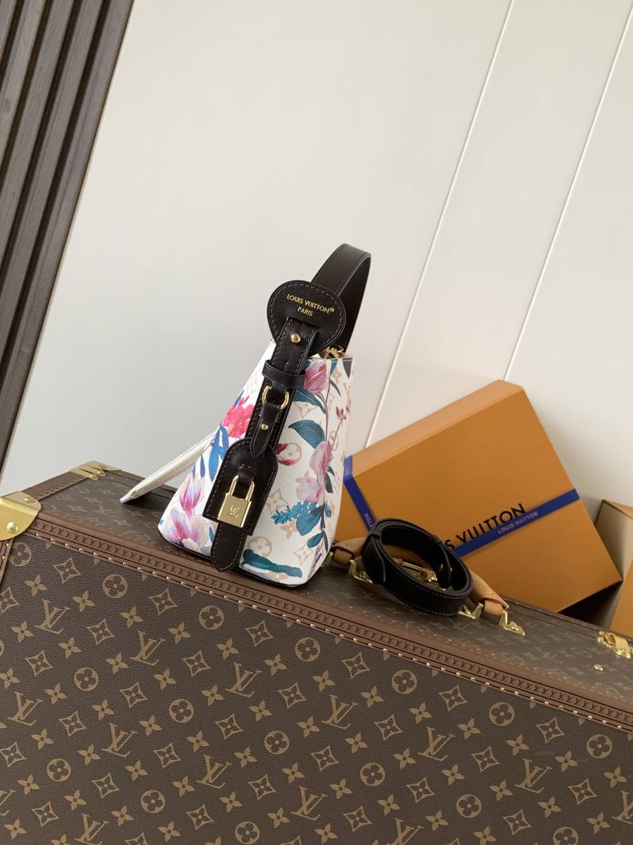 Louis Vuitton All In BB M29067 20 x 13 x 8 3817
