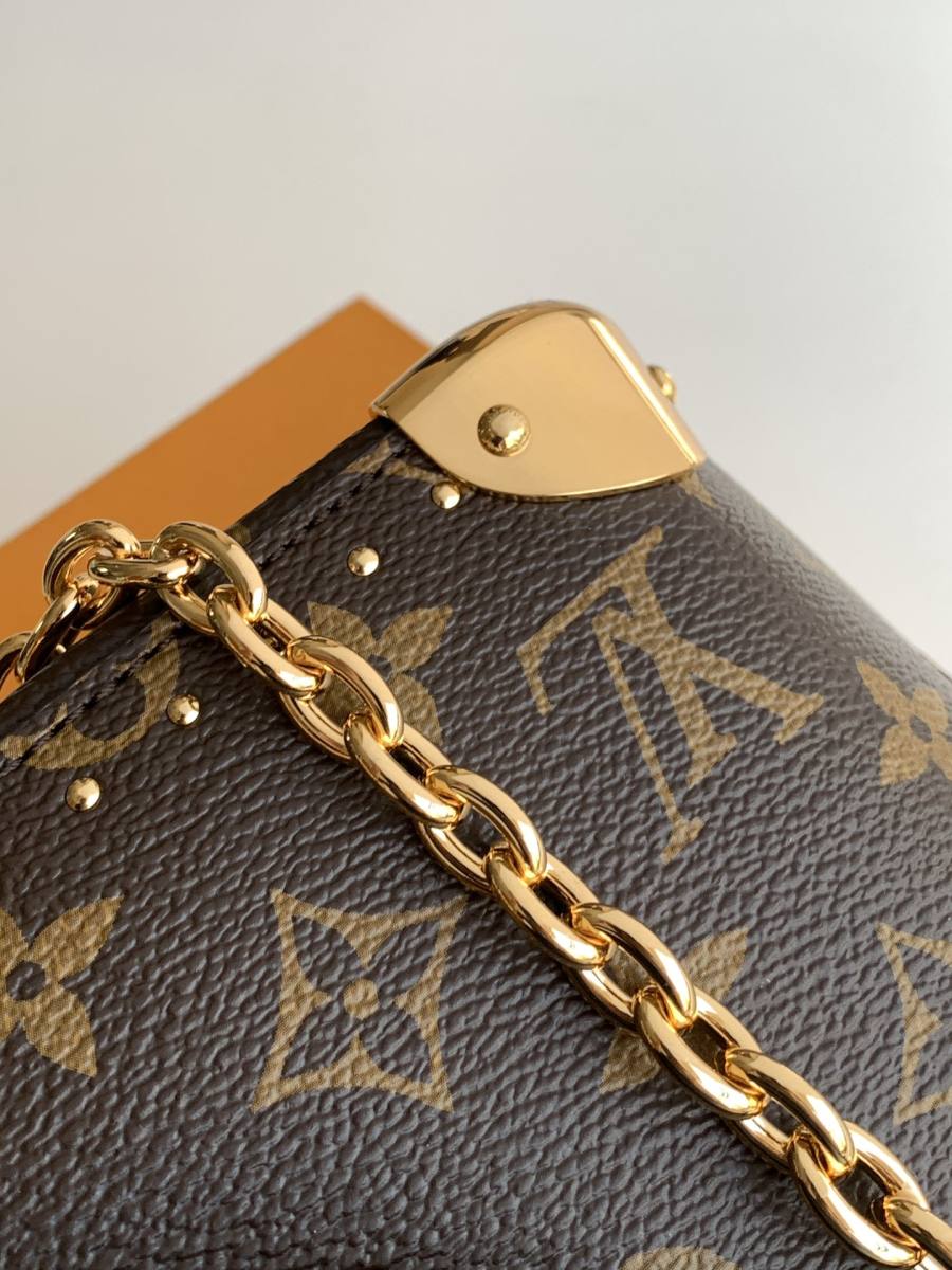 Louis Vuitton Alma BB M26084 Alma BB 23.5 x 17.5 x 11.5 786E